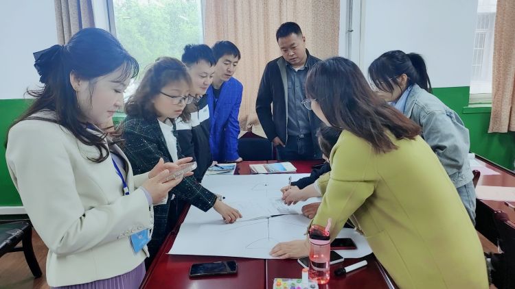https://img.jianpian.info/1099855/article/20230422/ec11f61acdc94e38ae447fc49d157275.jpeg?imageView2/2/w/750/h/1400/q/80